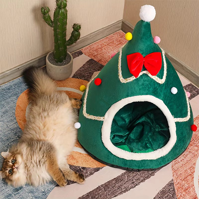 Cozy Christmas Cat & Dog Bed - Ultimate Winter Pet Supplies & Accessories Kit for Kittens and Puppies